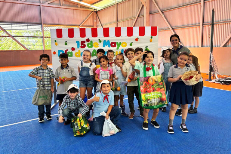 Leon School - Día del Agricultor