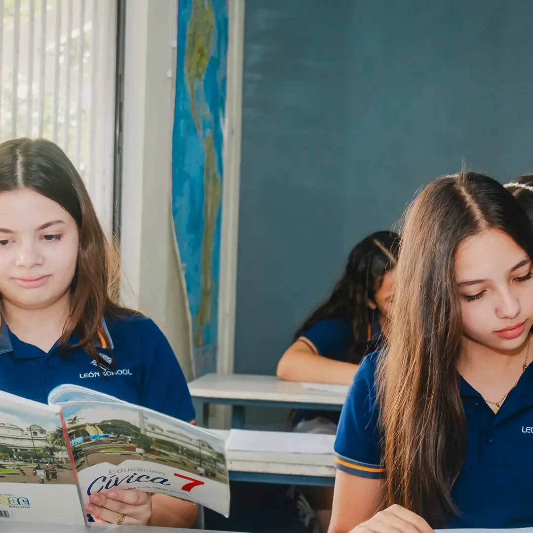 Leon School