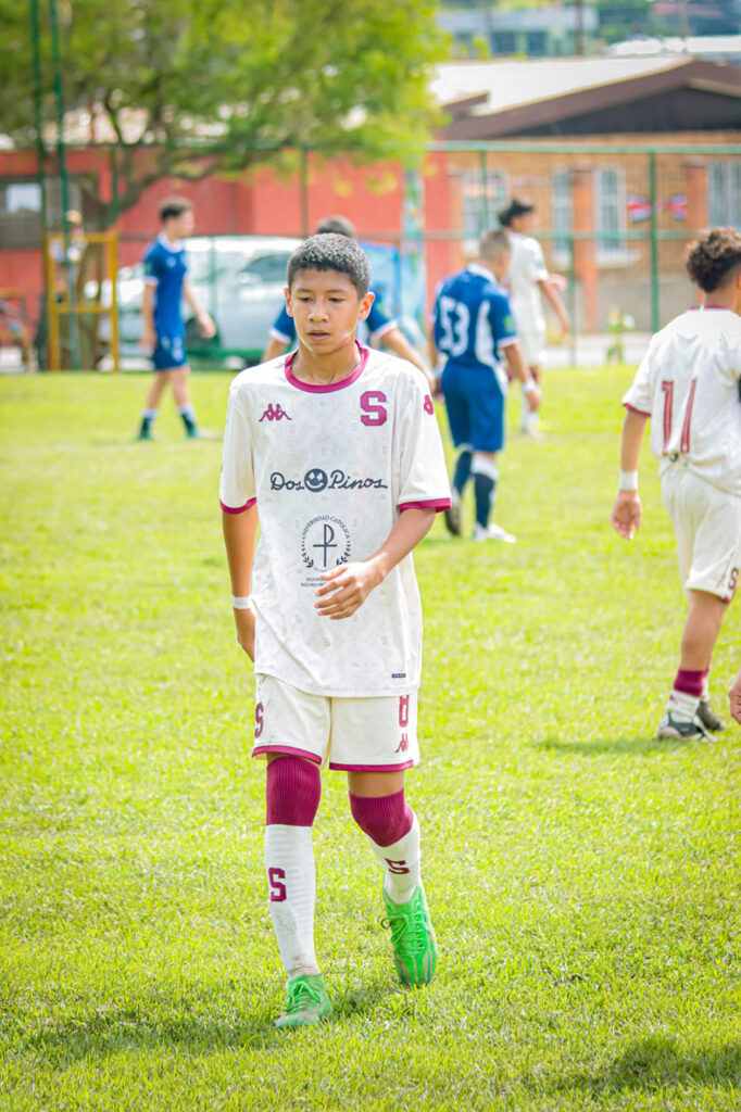 Leon School - Kristopher Barrantes