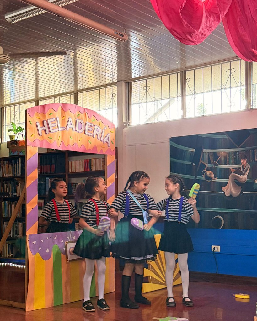 Leon School - Teatro - Pequeñas actrices, grandes talentos