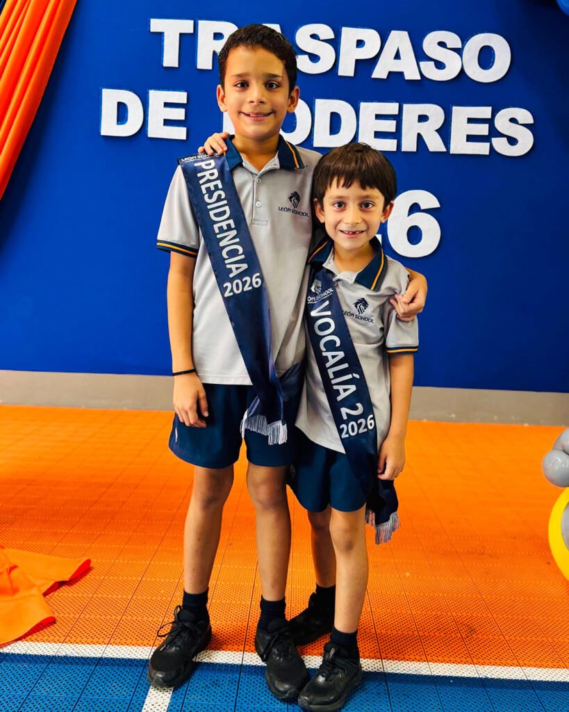 Leon School - Simón Bolaños